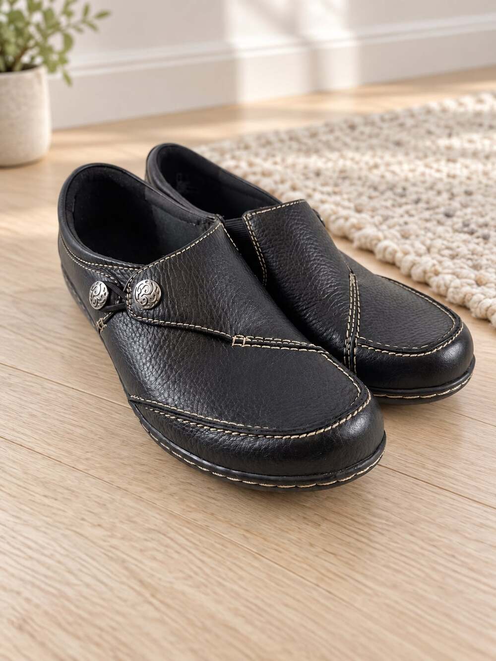 Clarks Ashland Lane Q Black Leather Comfort Slip On Loafers Women’s 7.5M